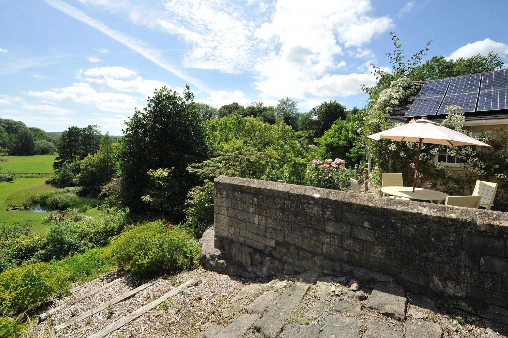 Appartamento Tucking Mill View- Self Catering Bath Esterno foto