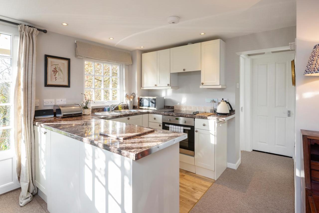 Appartamento Tucking Mill View- Self Catering Bath Esterno foto
